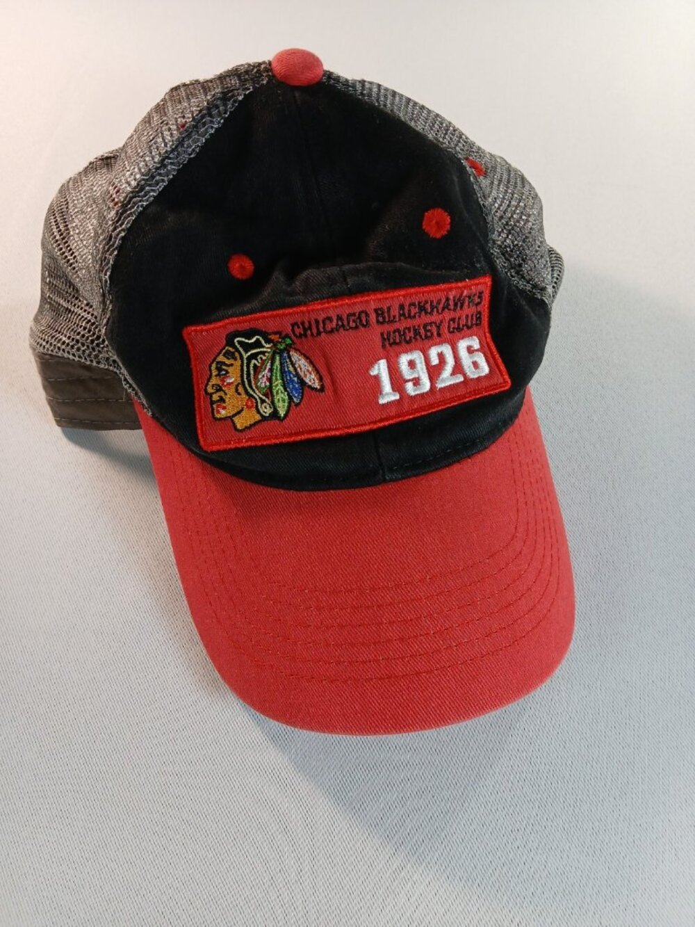 Chicago Blackhawks Trucker Hat Black Red Mens Adjustable Snapback Mesh Cap NHL
